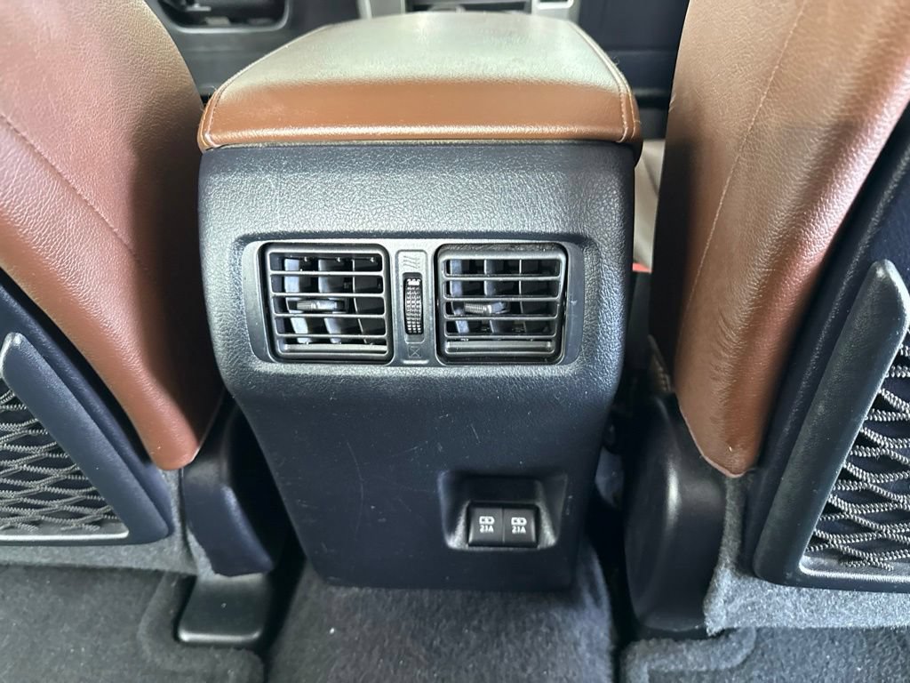 Used 2022 Toyota 4Runner Limited AWD/4WD image 39