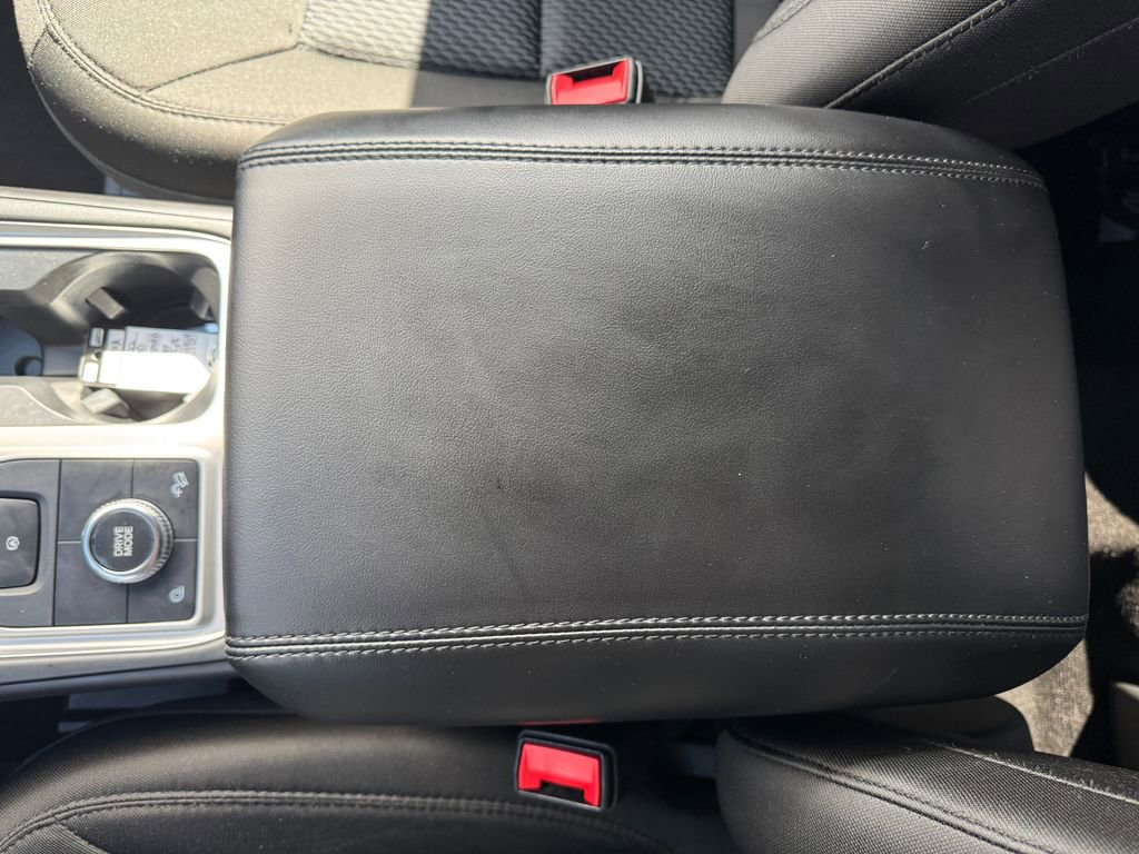 Used 2022 Ford Explorer XLT image 29