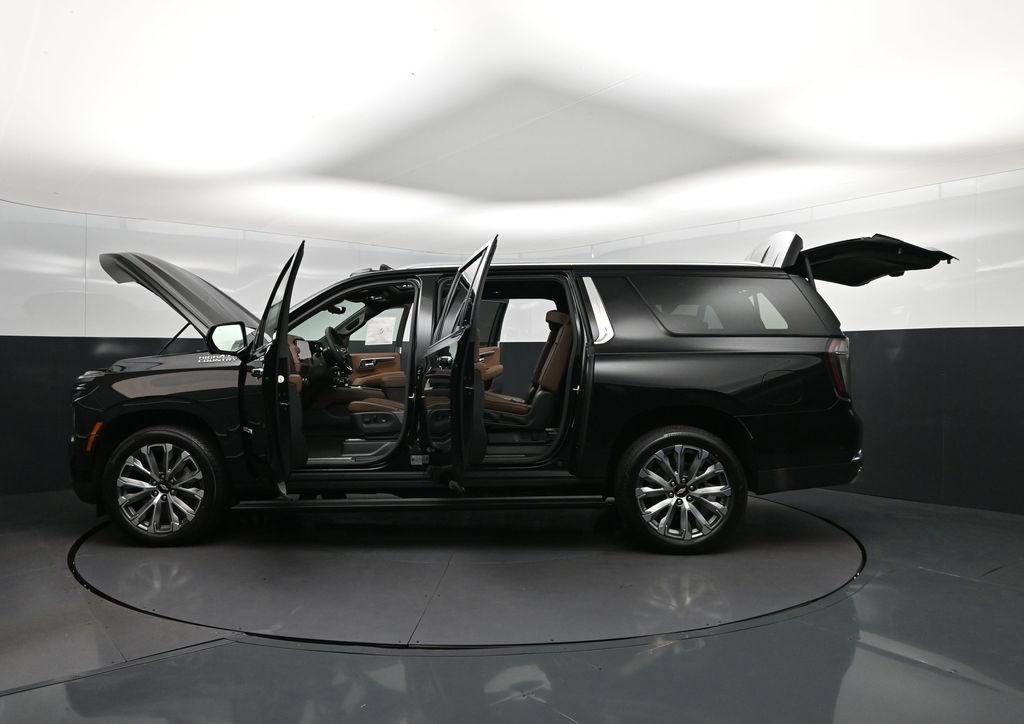 New 2026 Chevrolet Suburban High Country RWD image 46