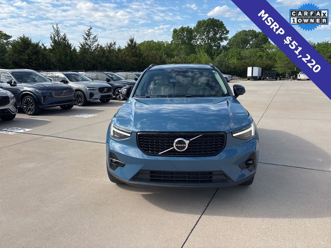 Certified 2023 Volvo XC40 B5 Ultimate w/ Protection Package Premier image 2