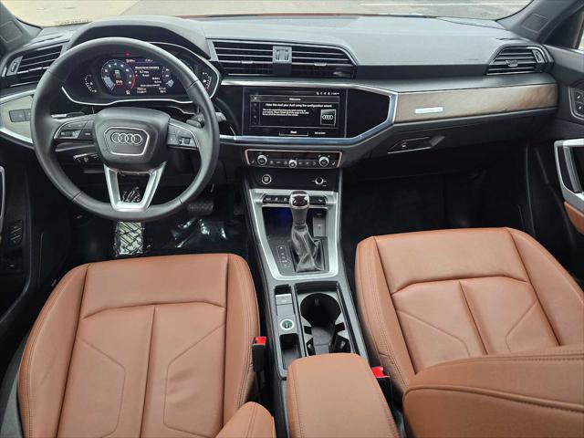 Certified 2025 Audi Q3 2.0T Premium Plus w/ Premium Plus Package AWD/4WD image 21