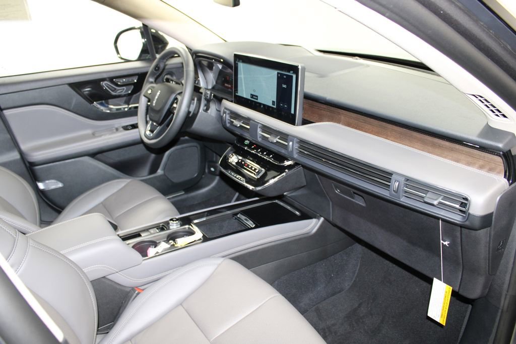 New 2026 Lincoln Corsair Reserve image 29