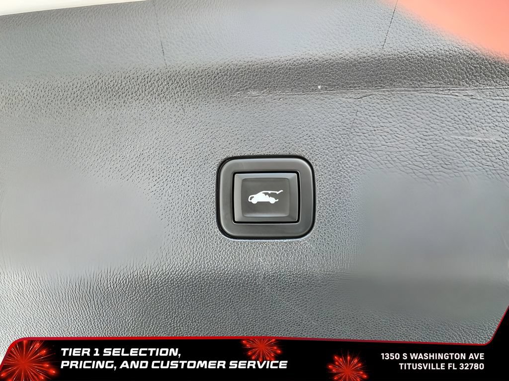 Used 2021 GMC Yukon Denali AWD/4WD image 29