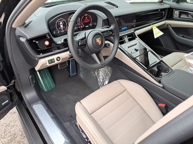 New 2026 Porsche Panamera 4 AWD/4WD image 4