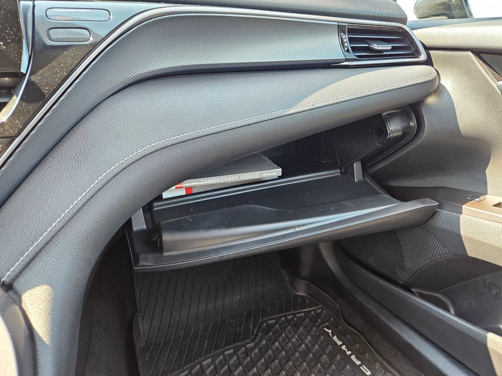 Used 2024 Toyota Camry SE FWD image 18