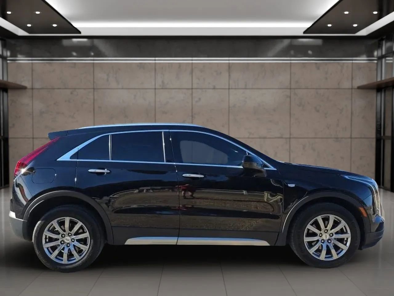 Used 2019 Cadillac XT4 Premium Luxury image 9