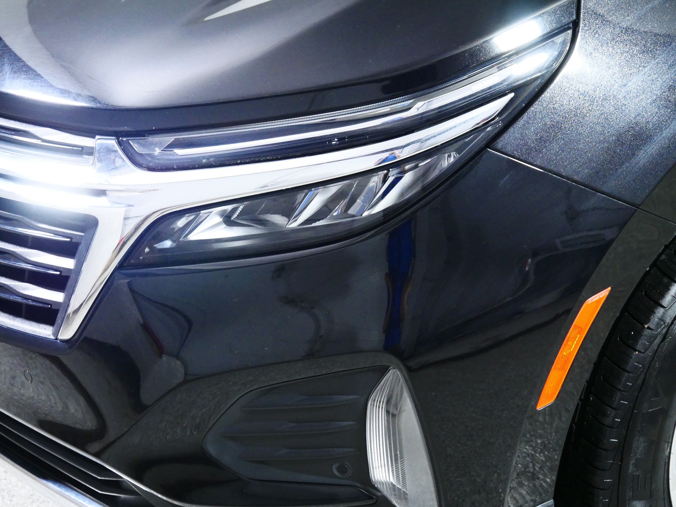 Used 2022 Chevrolet Equinox LT AWD/4WD image 16