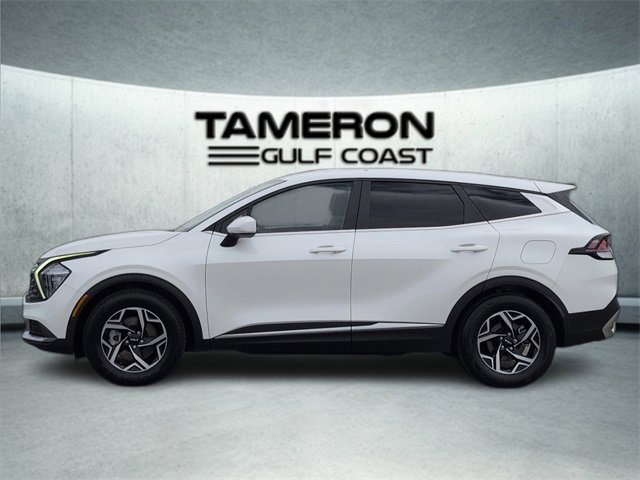 Used 2023 Kia Sportage LX image 2