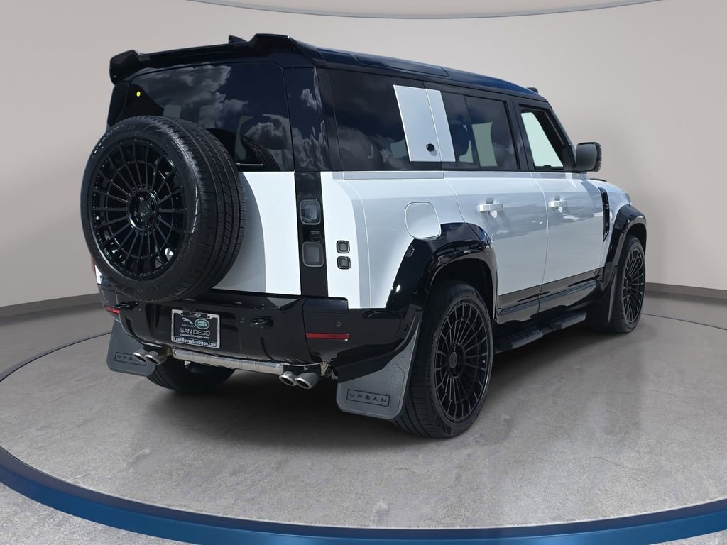 New 2026 Land Rover Defender 110 V8 image 5