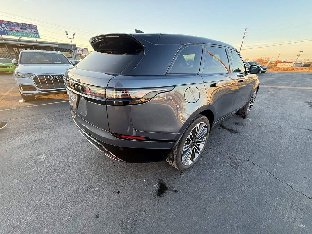 Used 2024 Land Rover Range Rover Velar Dynamic HSE image 3