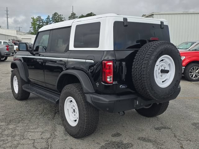 Used 2025 Ford Bronco Heritage Edition AWD/4WD image 3