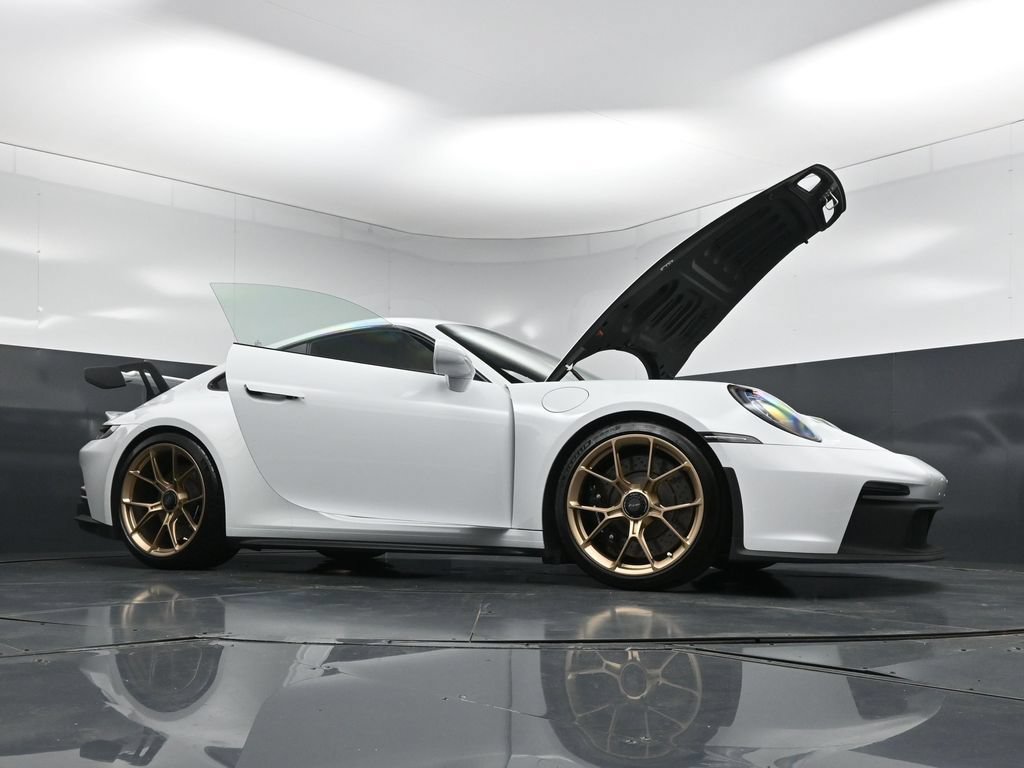 Certified 2022 Porsche 911 GT3 RWD image 33