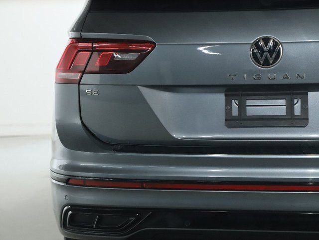 Used 2022 Volkswagen Tiguan SE R-Line image 43