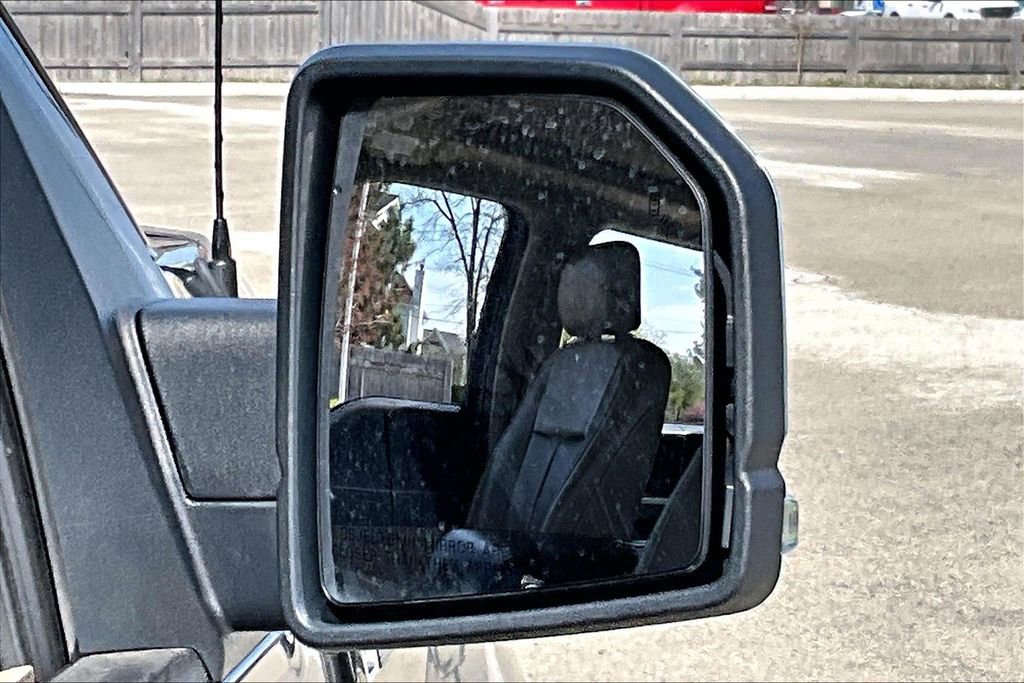 Used 2019 Ford F150 Lariat image 23