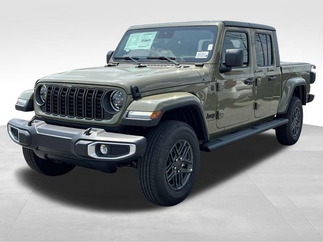 New 2025 Jeep Gladiator Sport image 2