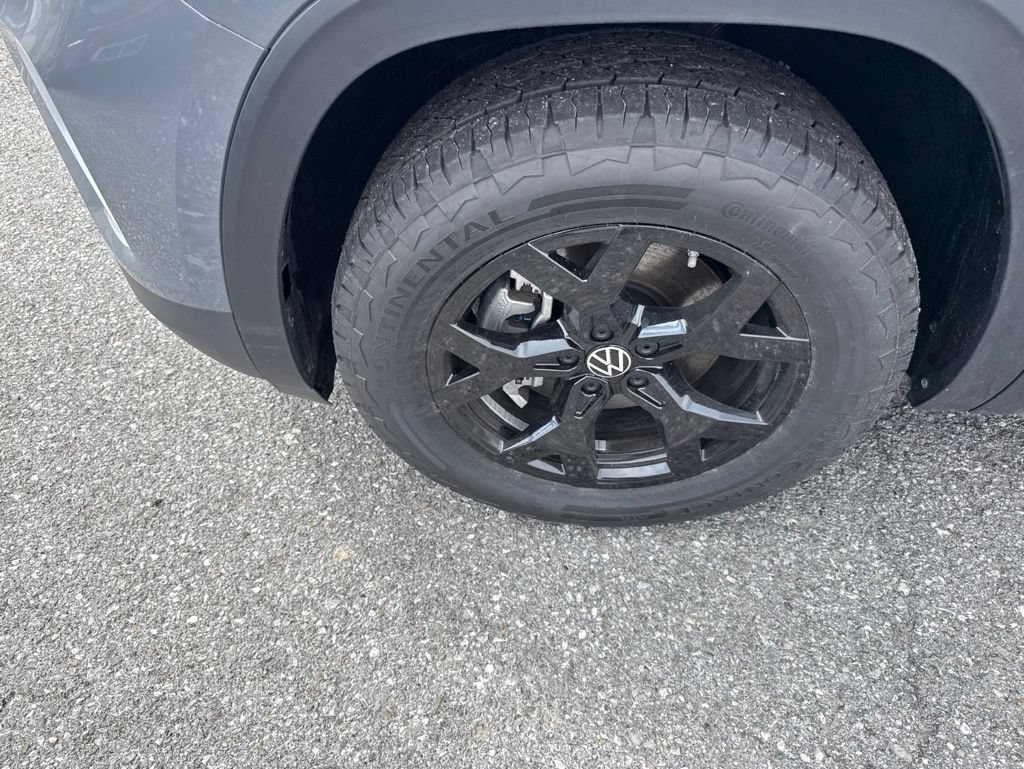 New 2026 Volkswagen Atlas Peak Edition AWD/4WD image 9