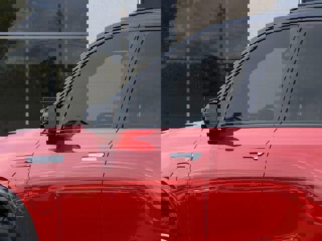 New 2026 Cadillac Vistiq Sport w/ LPO, Floor Liner Package image 12
