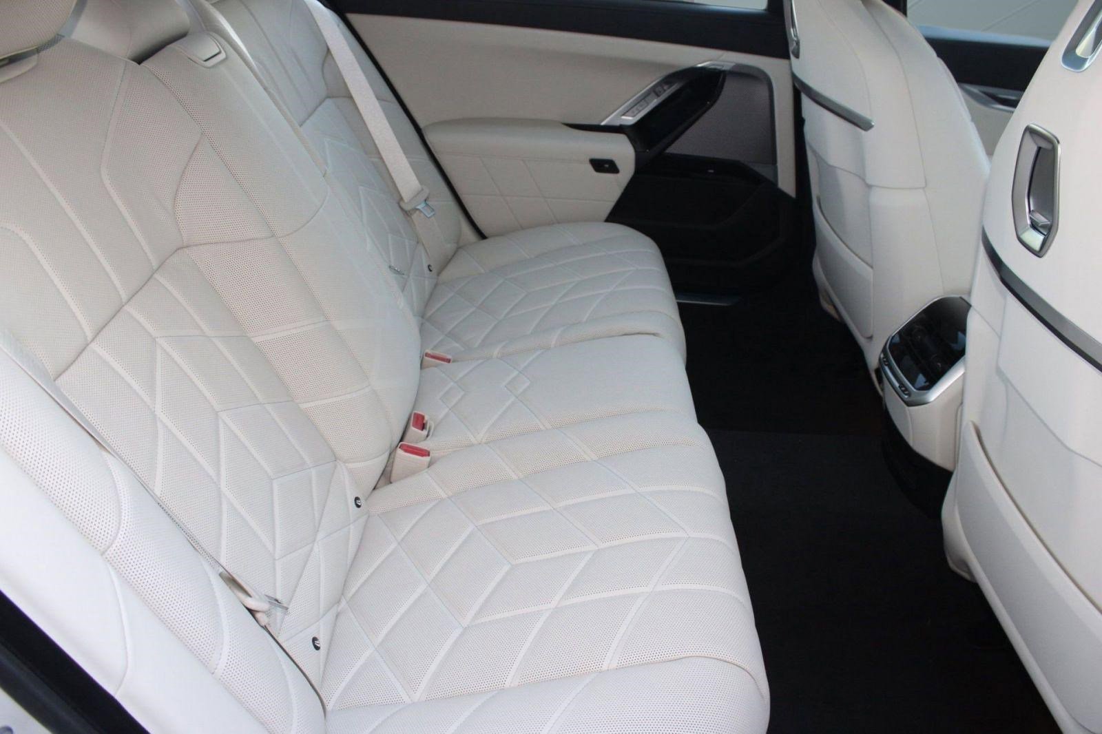 Used 2026 BMW i7 eDrive50 image 31