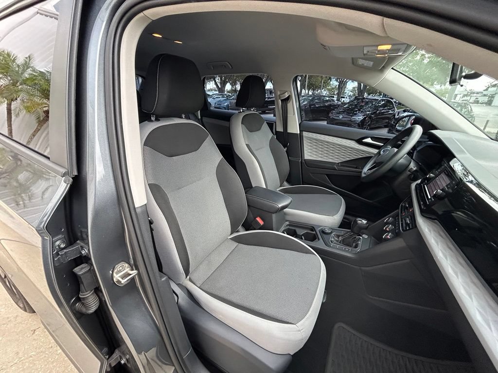 Certified 2022 Volkswagen Taos S AWD/4WD image 33