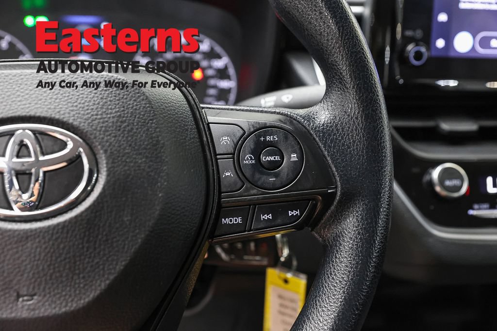 Used 2024 Toyota Corolla LE FWD image 15