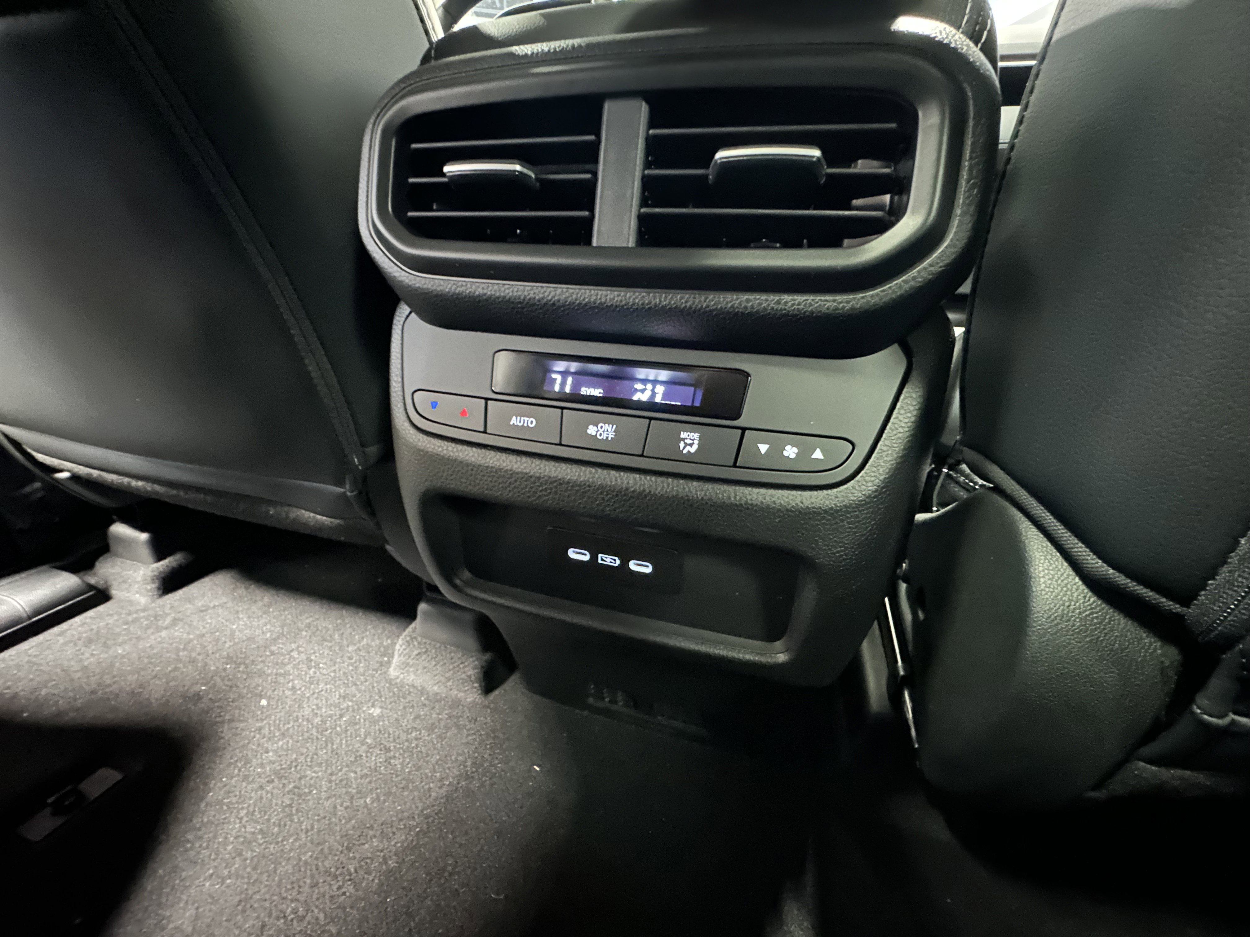 New 2025 Honda Pilot Touring image 23