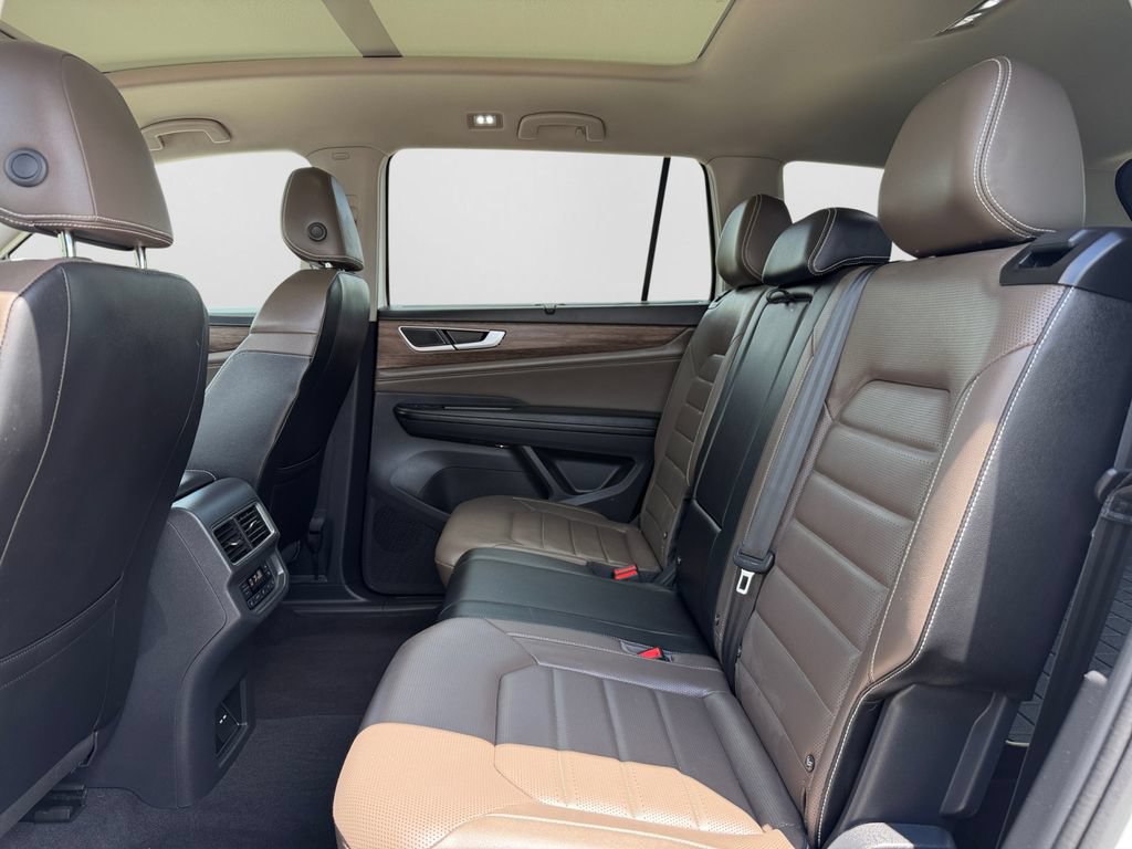 Used 2024 Volkswagen Atlas SEL AWD/4WD image 9