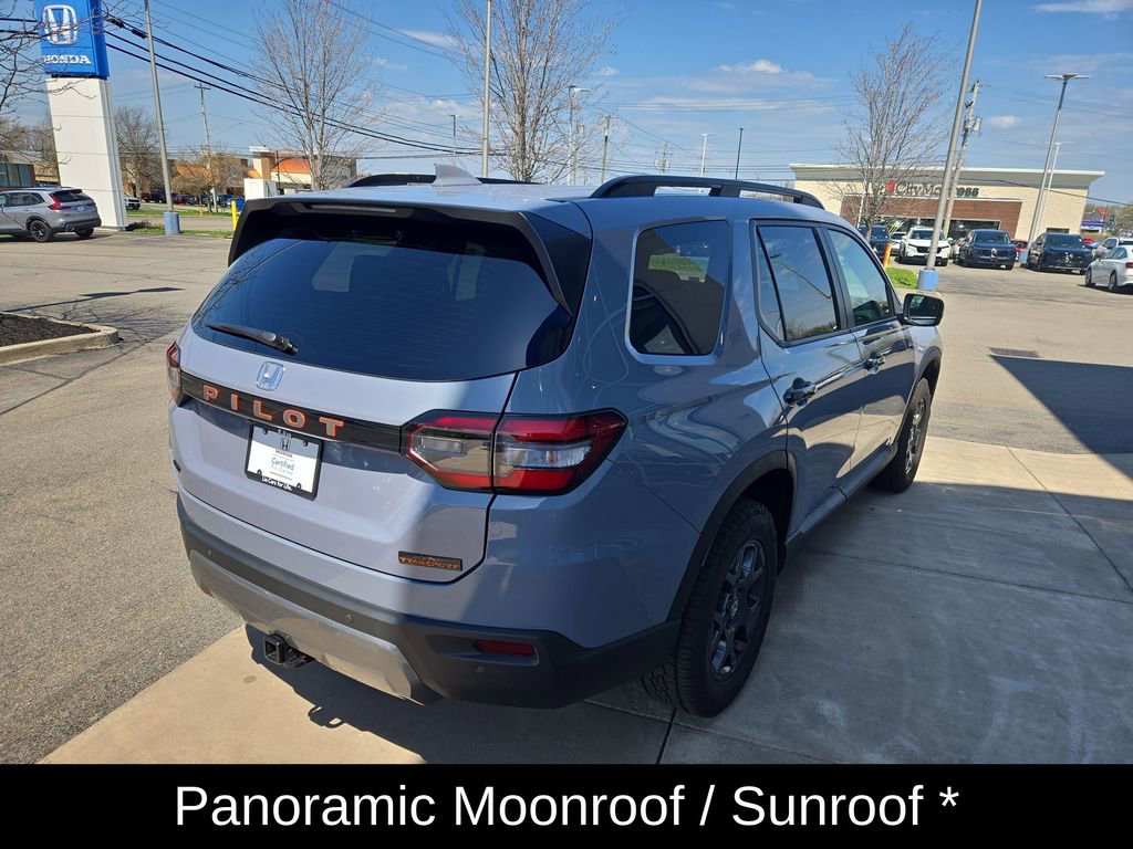 Certified 2026 Honda Pilot TrailSport image 3