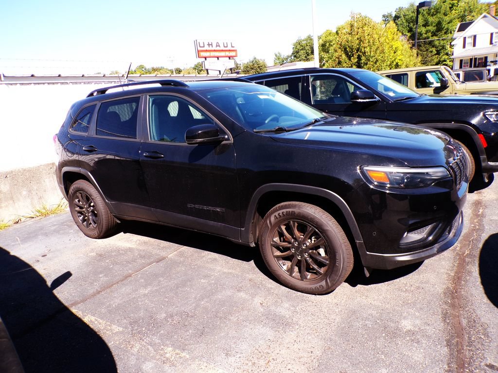 Certified 2023 Jeep Cherokee Altitude Lux AWD/4WD image 4