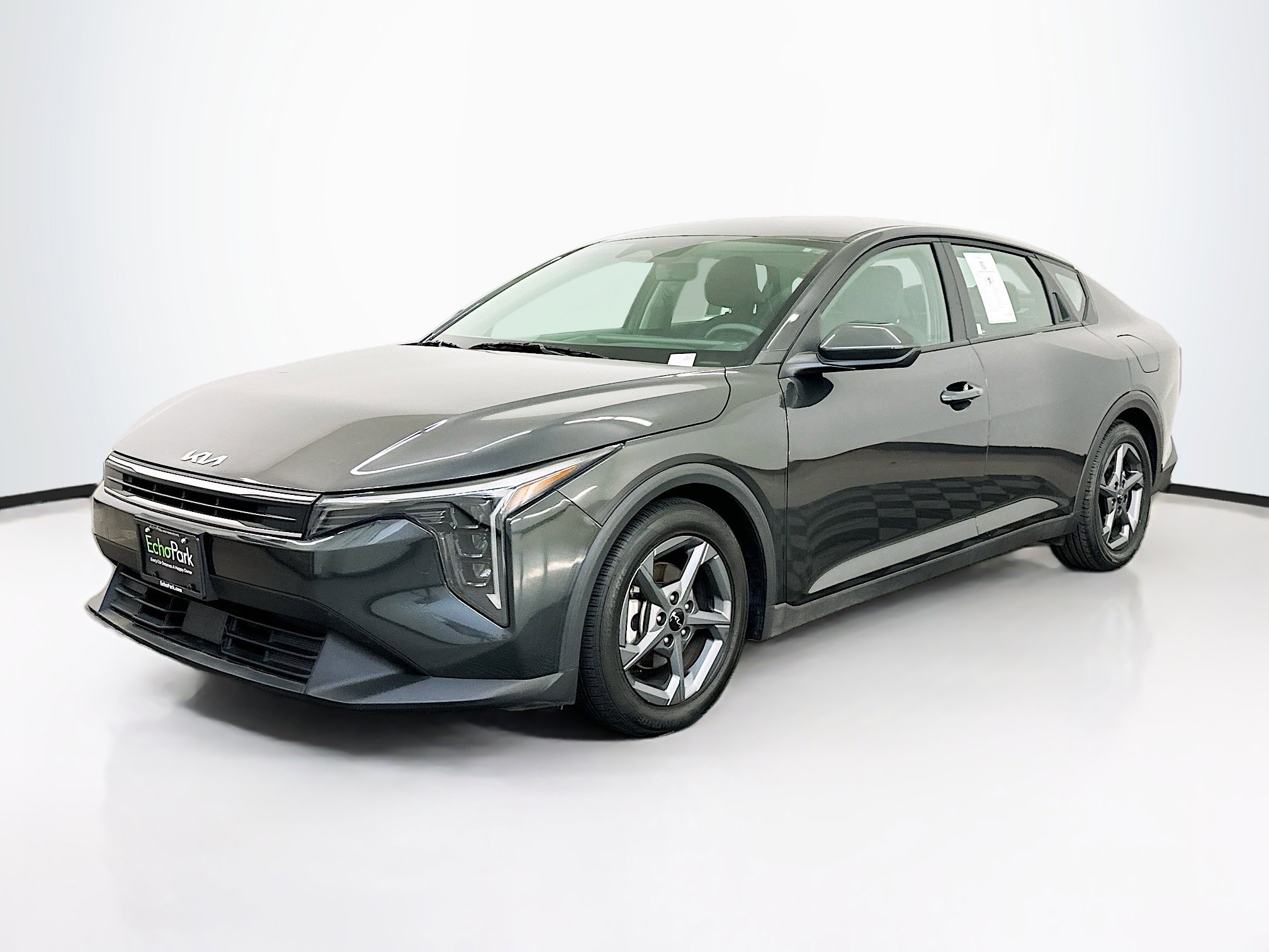 Used 2025 Kia K4 FWD image 3