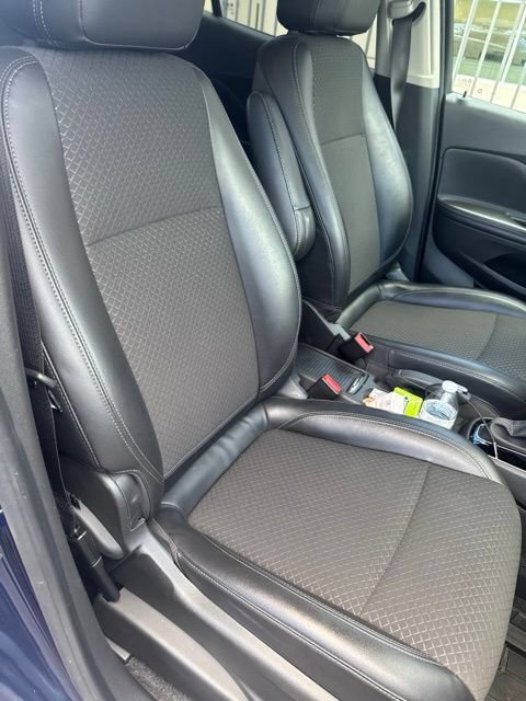 Used 2019 Buick Encore Sport Touring AWD/4WD image 9