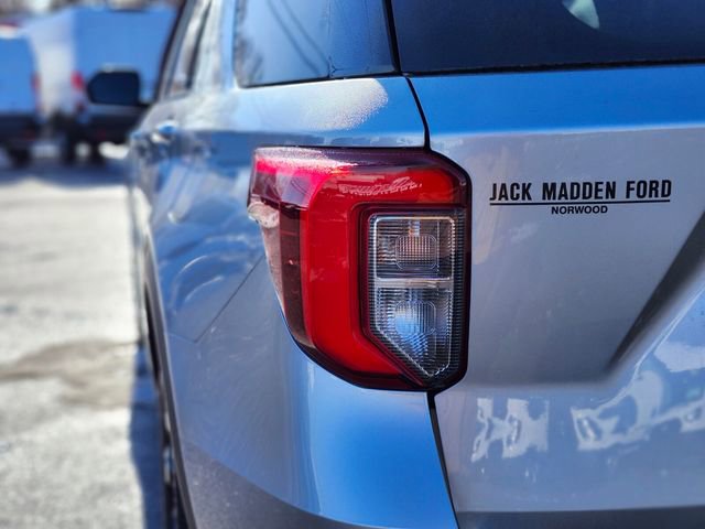 Certified 2024 Ford Explorer ST w/ Equipment Group 401A image 9