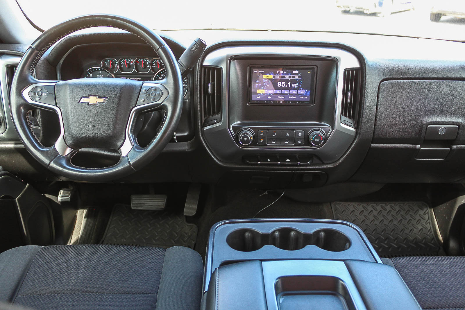 Used 2014 Chevrolet Silverado 1500 LT image 14