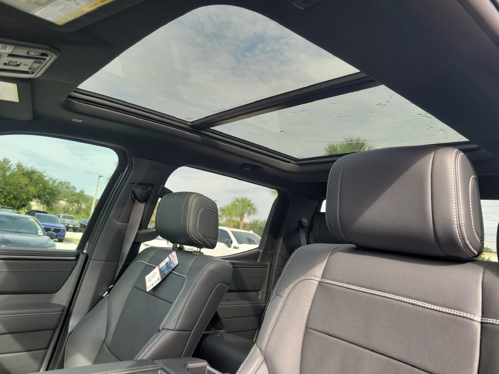 New 2026 Toyota Tundra Limited AWD/4WD image 21