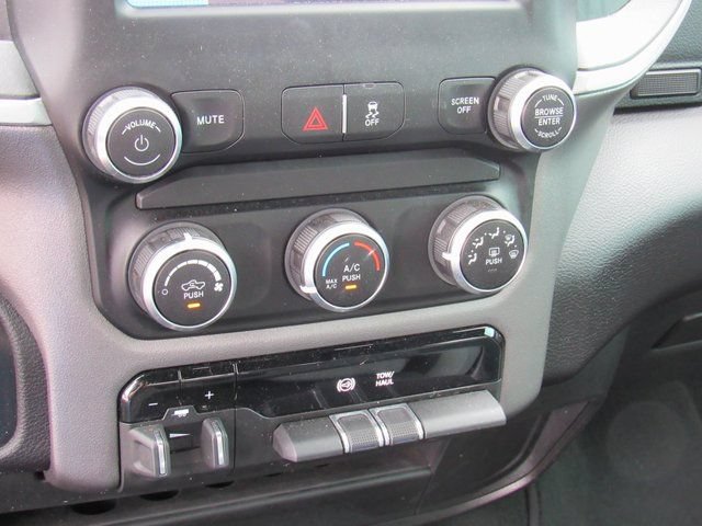 Used 2023 RAM 2500 Big Horn w/ Level 1 Equipment Group AWD/4WD image 18