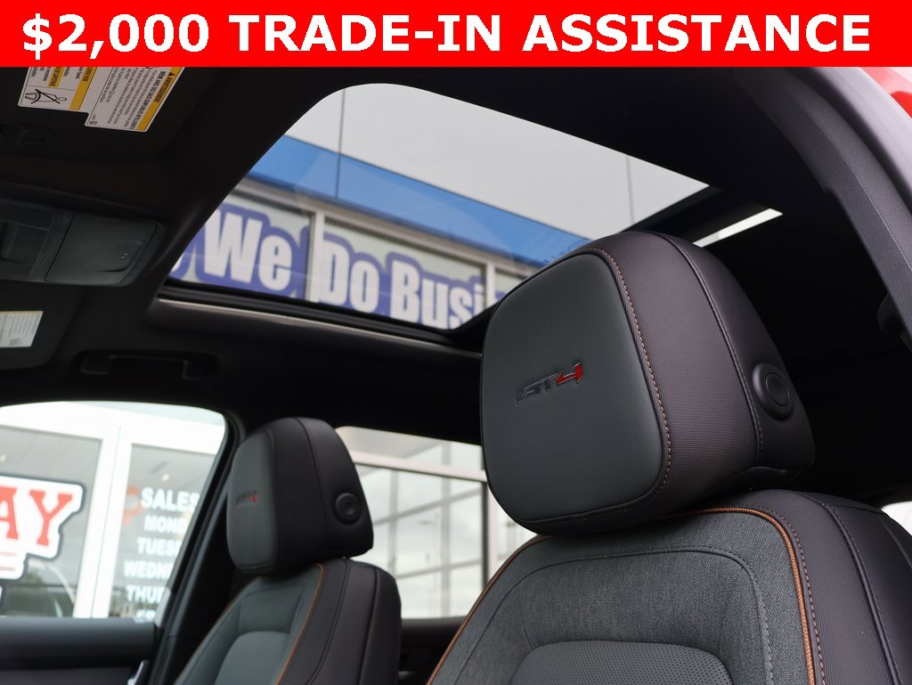 New 2026 GMC Terrain AT4 w/ LPO, Black Badging Package image 24