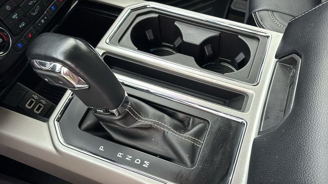Used 2019 Ford F150 Lariat w/ Equipment Group 502A Luxury AWD/4WD image 21