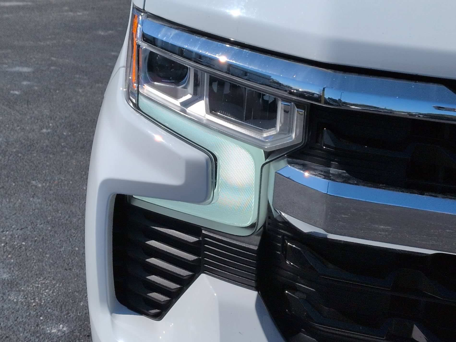Used 2025 Chevrolet Silverado 1500 LT RWD image 10