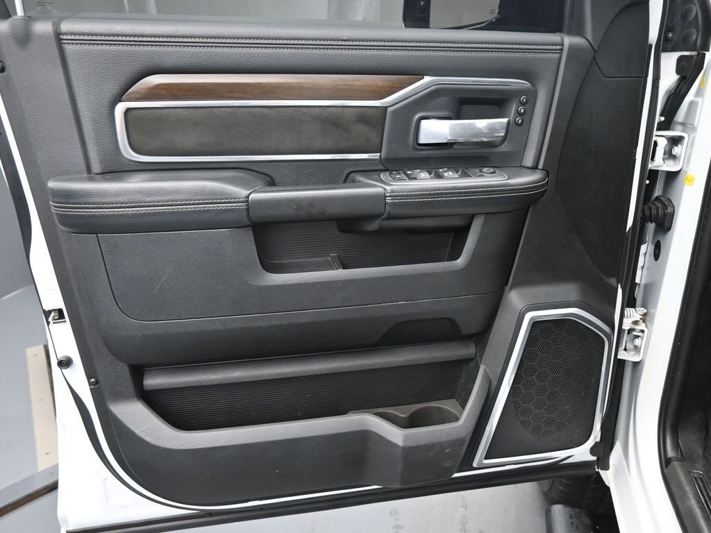 Used 2022 RAM 2500 Laramie w/ Safety Group B image 12