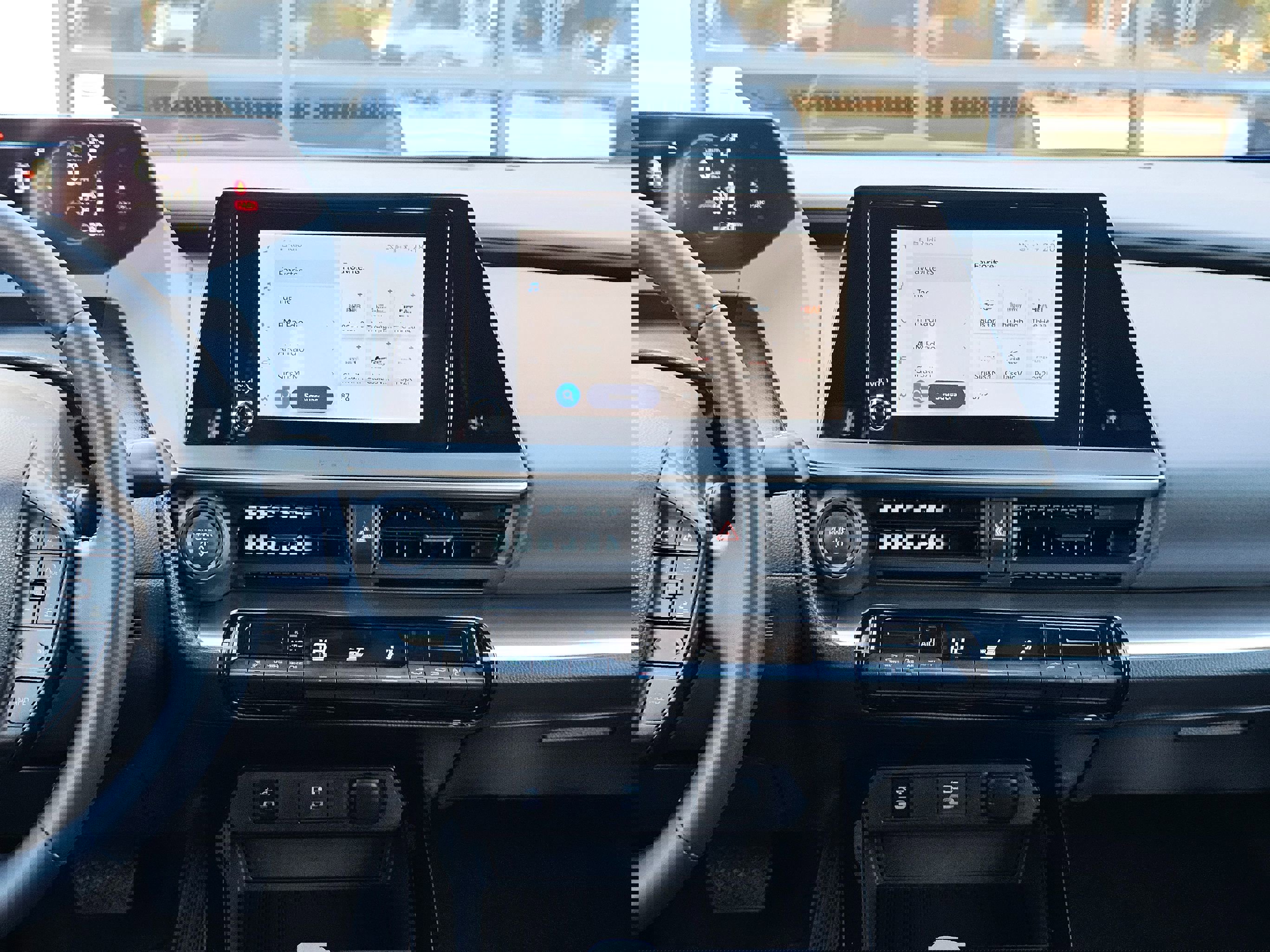 Used 2023 Toyota Prius LE image 25