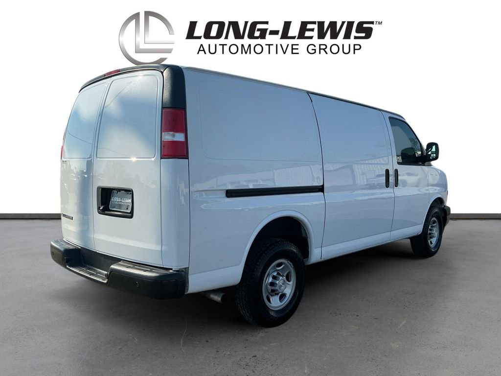 Used 2018 Chevrolet Express 2500 image 7