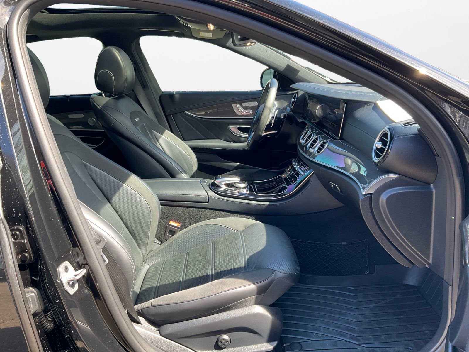 Used 2019 Mercedes-Benz E 53 AMG 4MATIC Sedan image 15