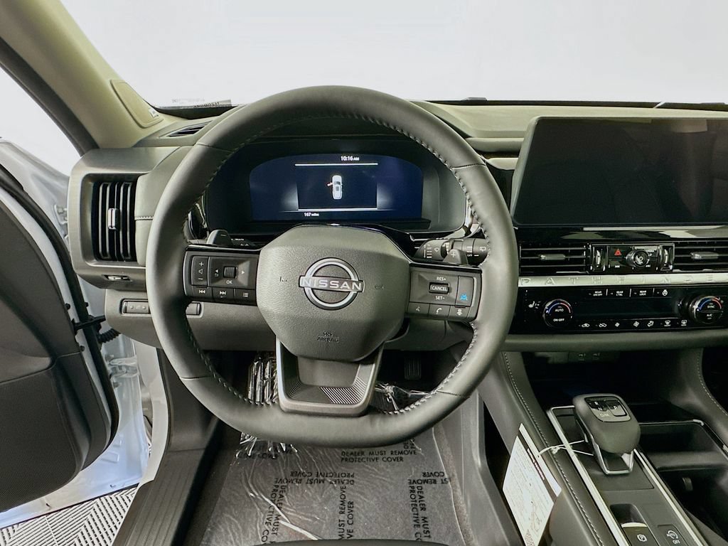 New 2026 Nissan Pathfinder SL w/ SL Premium Package AWD/4WD image 16