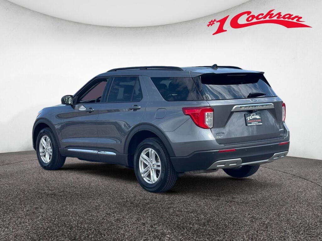 Used 2024 Ford Explorer XLT w/ Equipment Group 202A AWD/4WD image 25