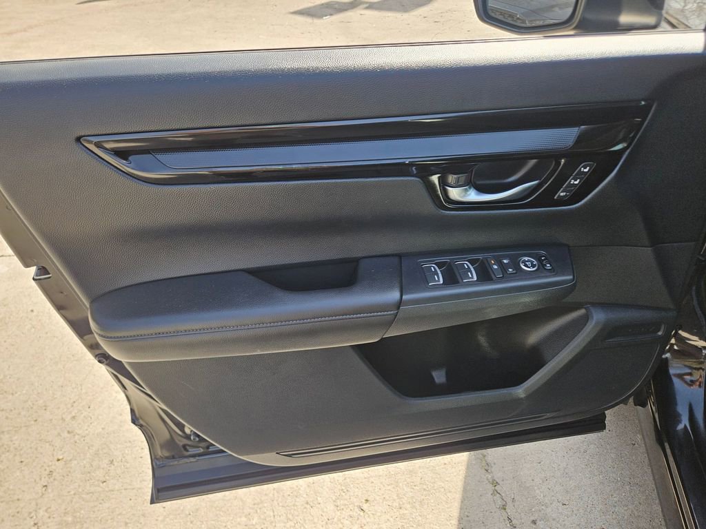 Used 2025 Honda CR-V EX-L image 11