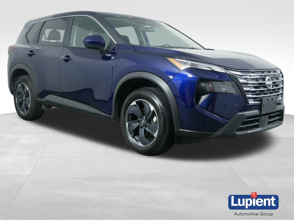 Used 2025 Nissan Rogue SV AWD/4WD image 1
