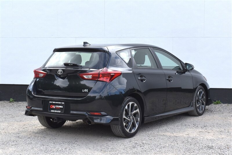 Used 2018 Toyota Corolla iM w/ All-Weather Mat Package FWD image 5