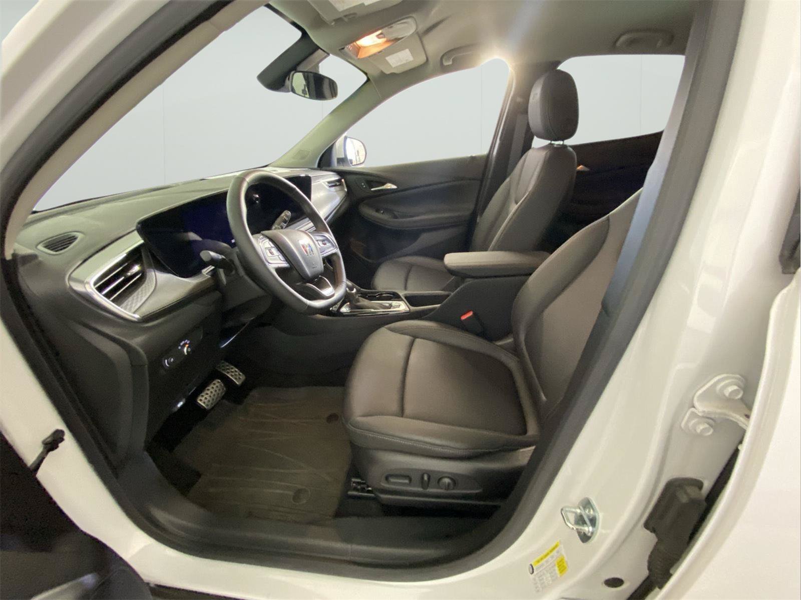 Certified 2024 Buick Encore GX Sport Touring w/ Comfort Package AWD/4WD image 12