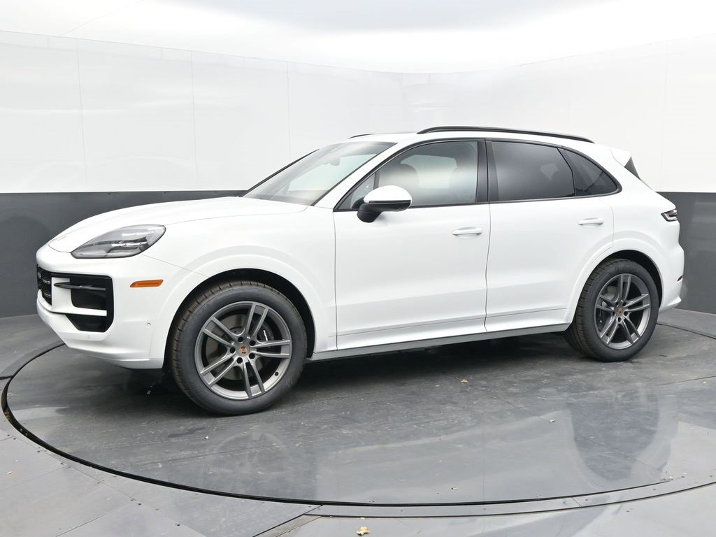 New 2025 Porsche Cayenne image 2