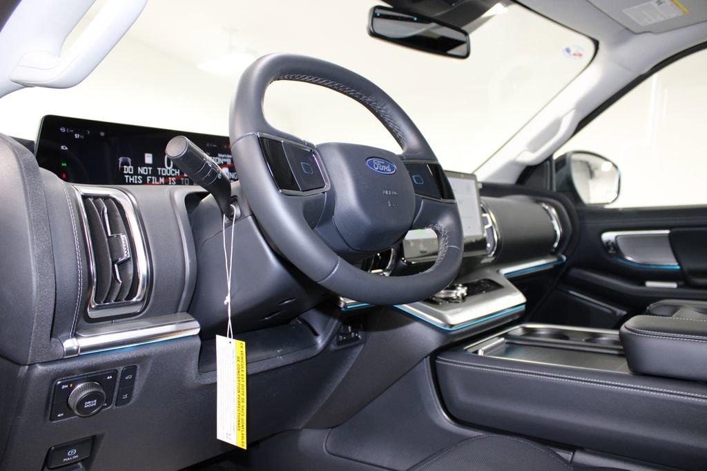 New 2026 Ford Expedition Platinum image 26