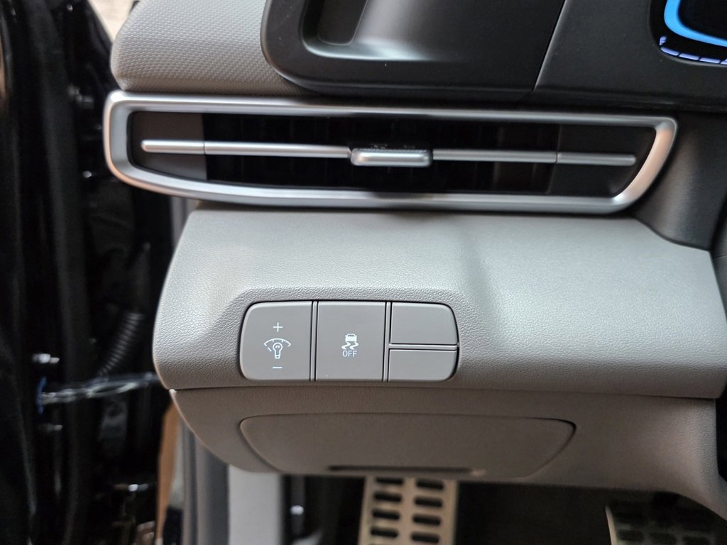 New 2026 Hyundai Elantra Sport w/ Cargo Package image 26